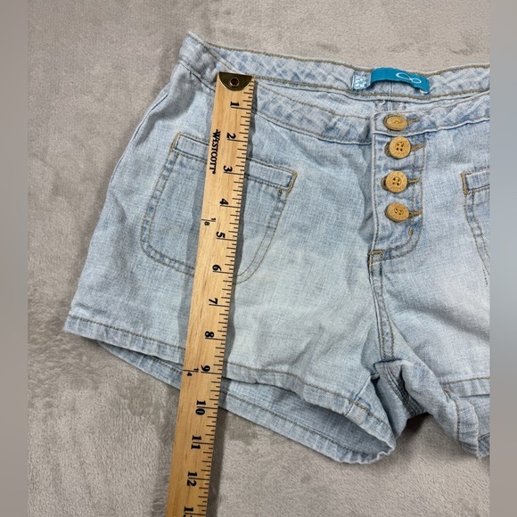 Vintage Surf OP Embroidered Floral Light Blue Jean Denim Hot Pants Shorts Size 3 - Picture 10 of 17